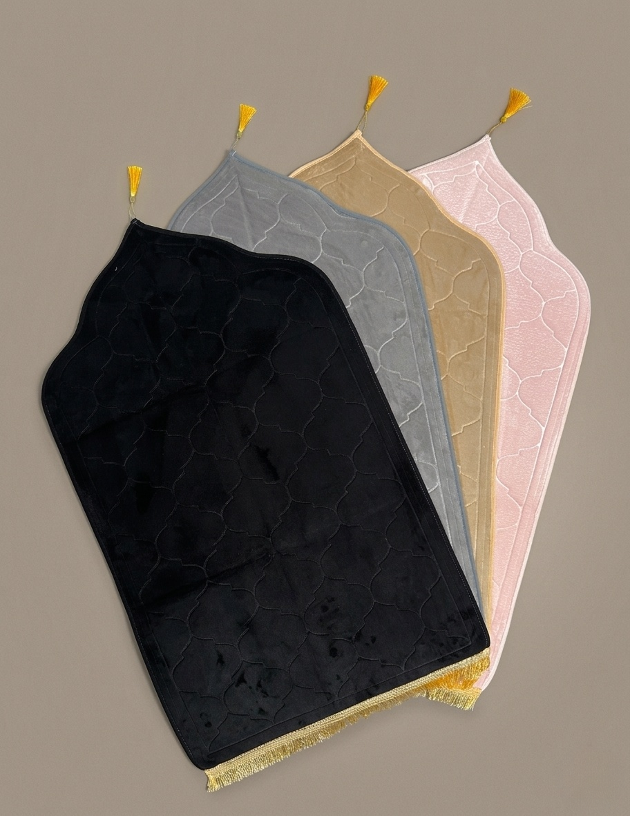 Gebetsteppiche Mihrab From in schwarz, grau, beige und pink
